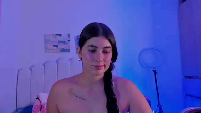 Luunasweet online show from 07-31-26, 07:41