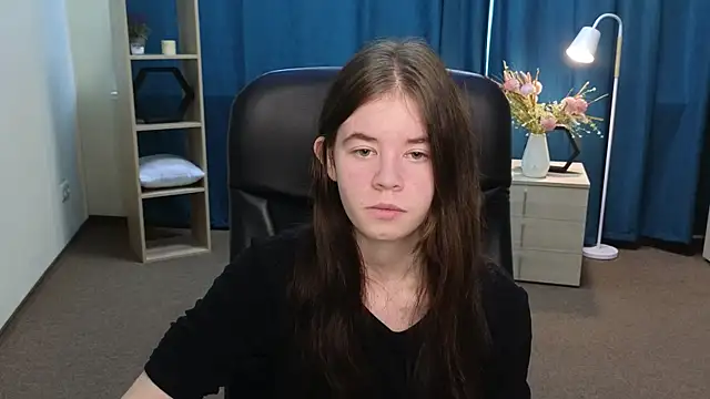 Snapshot of NicolaDevis chatting on 07-30-26, 08:46 NicolaDevis online show from 07-30-26, 08:46