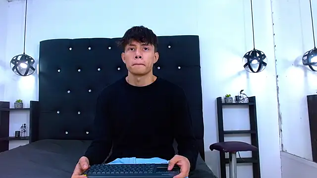 Didy Hard26 online show from 07-28-26, 03:43