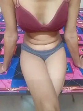 Its Miss Malika online show from 07-31-26, 04:23