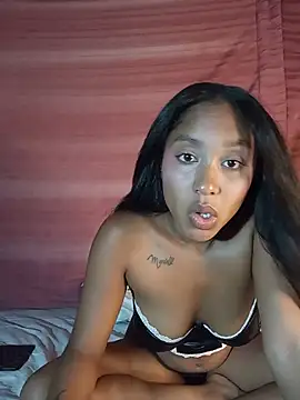 Snapshot of Dulce_Darw chatting on 07-30-26, 05:23 Dulce Darw online show from 07-30-26, 05:23