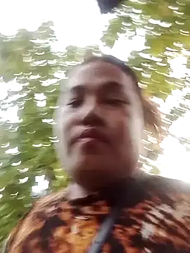 Snapshot of Andrea0414 chatting on 12-29-24, 09:17 Andrea0414 online show from 12-29-24, 09:17