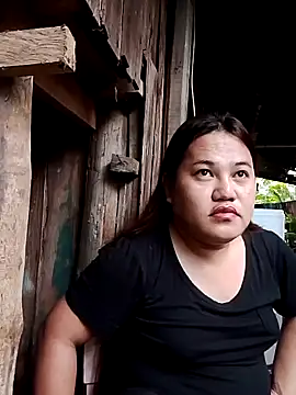 Snapshot of Andrea0414 chatting on 01-27-25, 11:43 Andrea0414 online show from 01-27-25, 11:43