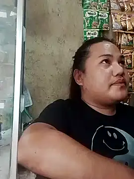 Snapshot of Andrea0414 chatting on 02-06-25, 07:56 Andrea0414 online show from 02-06-25, 07:56