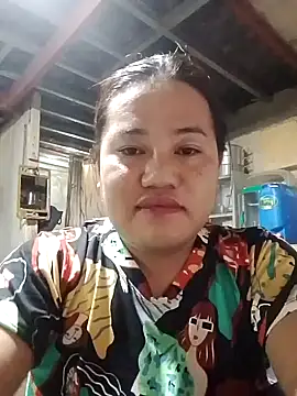 Snapshot of Andrea0414 chatting on 02-07-25, 05:52 Andrea0414 online show from 02-07-25, 05:52