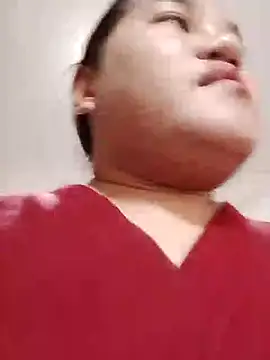 Snapshot of Andrea0414 chatting on 03-08-25, 04:12 Andrea0414 online show from 03-08-25, 04:12