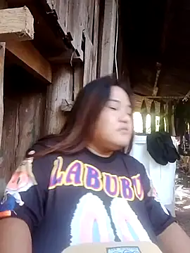 Snapshot of Andrea0414 chatting on 03-11-25, 11:48 Andrea0414 online show from 03-11-25, 11:48