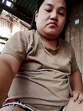 Snapshot of Andrea0414 chatting on 11-08-25, 11:14 Andrea0414 online show from 11-08-25, 11:14