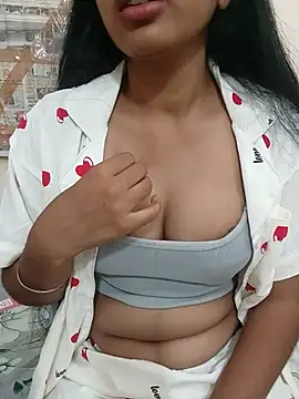 Snapshot of shivani_jha_ chatting on 07-31-26, 04:28 shivani jha online show from 07-31-26, 04:28