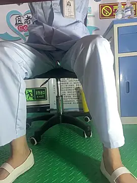 Snapshot of xiaohushi666 chatting on 07-31-26, 03:55 xiaohushi666 online show from 07-31-26, 03:55