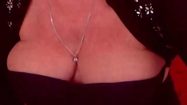 Snapshot of LadyAlana chatting on 12-15-24, 08:25 LadyAlana online show from 12-15-24, 08:25