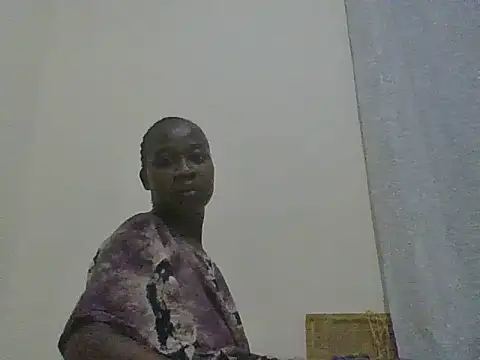 Snapshot of black_queenberry chatting on 08-01-26, 08:08 black queenberry online show from 08-01-26, 08:08