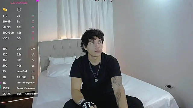 LeoDans  online show from 08-05-26, 12:19