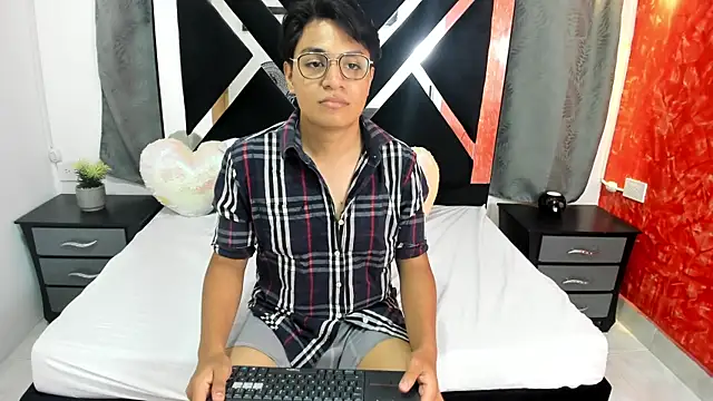 NicoVega69 online show from 08-05-26, 07:49
