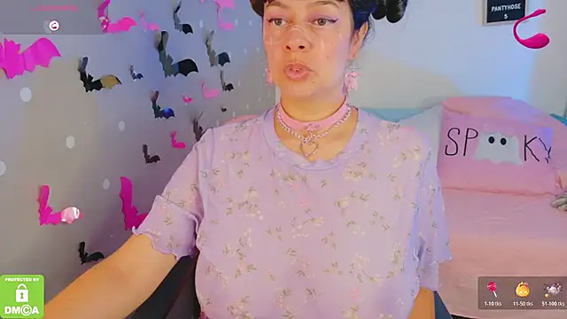 Snapshot of jane_madmax chatting on 10-20-25, 11:21 jane madmax online show from 10-20-25, 11:21