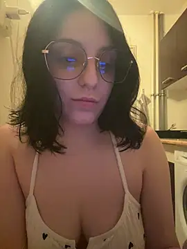 Alicexxvip online show from 08-03-26, 09:18