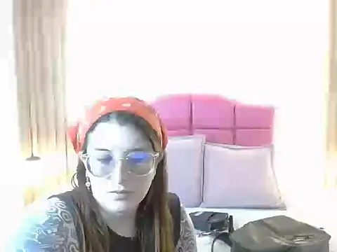Dacotafox  online show from 08-03-26, 08:34