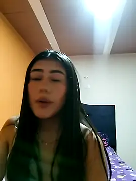 Snapshot of Maya_Rave_ chatting on 08-07-26, 03:30 Maya Rave online show from 08-07-26, 03:30