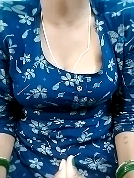 Snapshot of Lovely-Deepa chatting on 08-05-26, 04:54 Lovely-Deepa online show from 08-05-26, 04:54