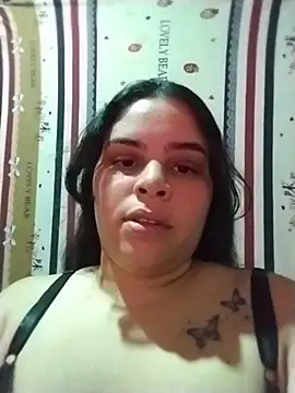 Snapshot of Ivy-_- chatting on 08-08-26, 04:03 Ivy- - online show from 08-08-26, 04:03