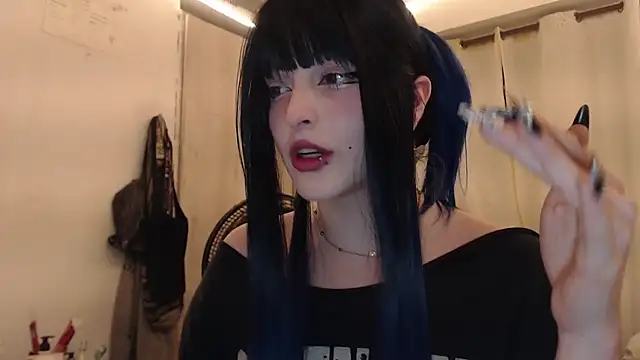 Snapshot of CyberLucy chatting on 08-08-26, 11:50 CyberLucy online show from 08-08-26, 11:50