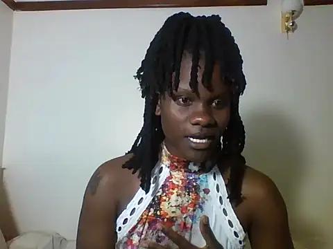 Snapshot of Wildlower_ chatting on 08-05-26, 05:05 Wildlower online show from 08-05-26, 05:05