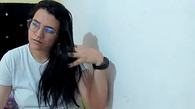 Snapshot of MARILYN_GARCIA chatting on 01-05-25, 06:56 MARILYN GARCIA online show from 01-05-25, 06:56