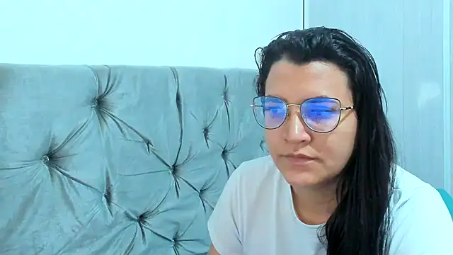 Snapshot of MARILYN_GARCIA chatting on 01-19-25, 05:39 MARILYN GARCIA online show from 01-19-25, 05:39