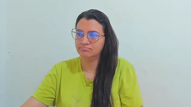 Snapshot of MARILYN_GARCIA chatting on 09-30-25, 02:22 MARILYN GARCIA online show from 09-30-25, 02:22