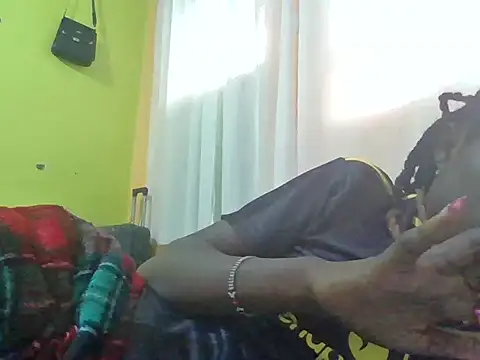 Snapshot of kendy040 chatting on 08-06-26, 03:03 kendy040 online show from 08-06-26, 03:03