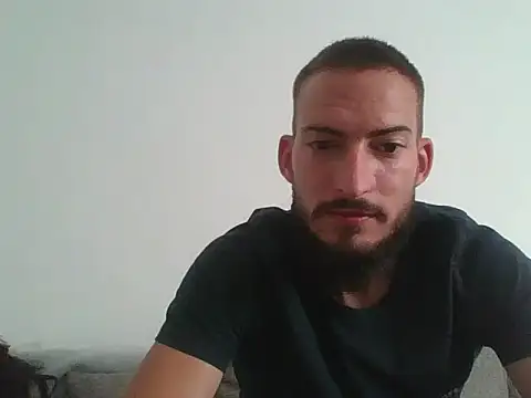 Snapshot of coupleromance1 chatting on 08-09-26, 04:56 coupleromance1 online show from 08-09-26, 04:56