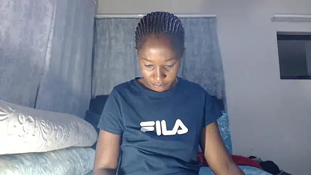 leanna23 online show from 02-08-25, 12:38