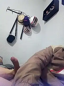 Snapshot of Sjksns chatting on 02-20-26, 02:39 Sjksns online show from 02-20-26, 02:39