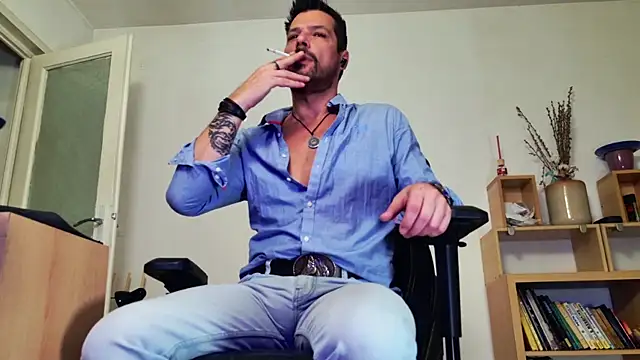 ChrisKox online show from 04-17-26, 02:25