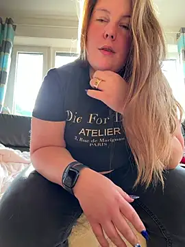 BootyLola online show from 02-02-26, 10:14