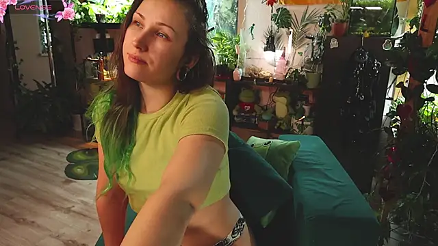 Dead Butterfly online show from 10-30-25, 03:41