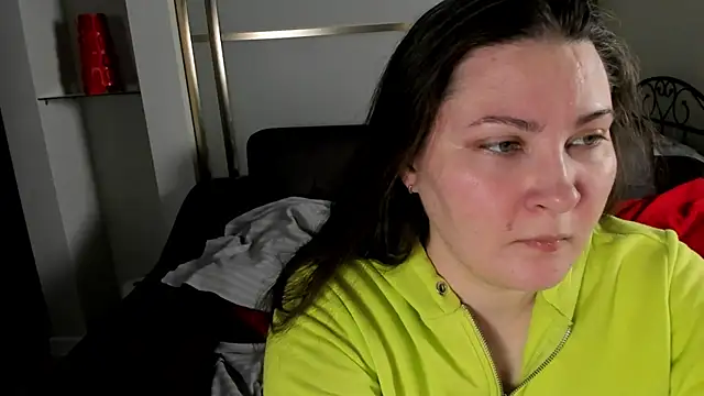 Snapshot of MarySwon chatting on 12-26-24, 10:09 MarySwon online show from 12-26-24, 10:09