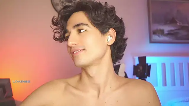 AlanDeNavarre online show from 03-03-25, 01:10