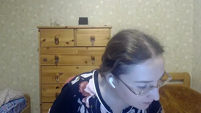 Snapshot of Smart_Rose chatting on 01-26-25, 05:34 Smart Rose online show from 01-26-25, 05:34