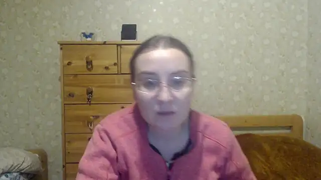 Snapshot of Smart_Rose chatting on 01-29-25, 12:01 Smart Rose online show from 01-29-25, 12:01
