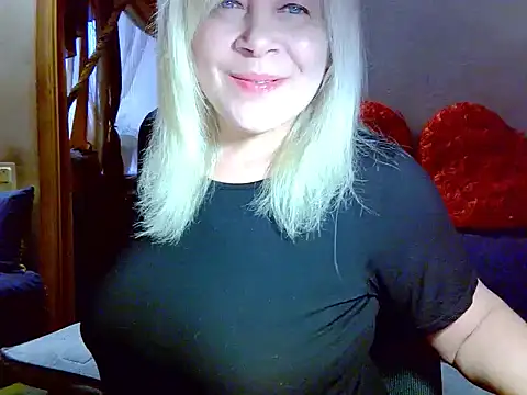 Snapshot of AgoniA7 chatting on 04-26-26, 03:32 AgoniA7 online show from 04-26-26, 03:32