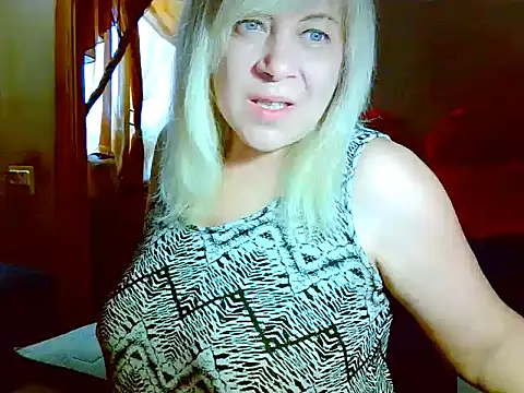 Snapshot of AgoniA7 chatting on 05-16-26, 06:32 AgoniA7 online show from 05-16-26, 06:32