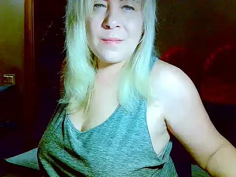 Snapshot of AgoniA7 chatting on 05-21-26, 06:37 AgoniA7 online show from 05-21-26, 06:37