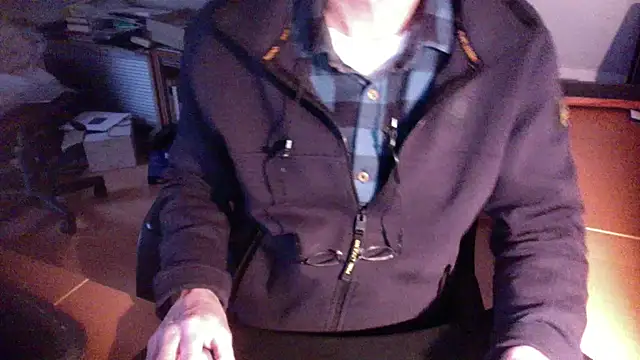 outlaw200 online show from 12-27-24, 03:15