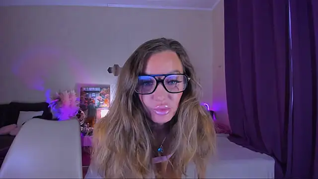 EmmaAbramson online show from 07-21-26, 08:38