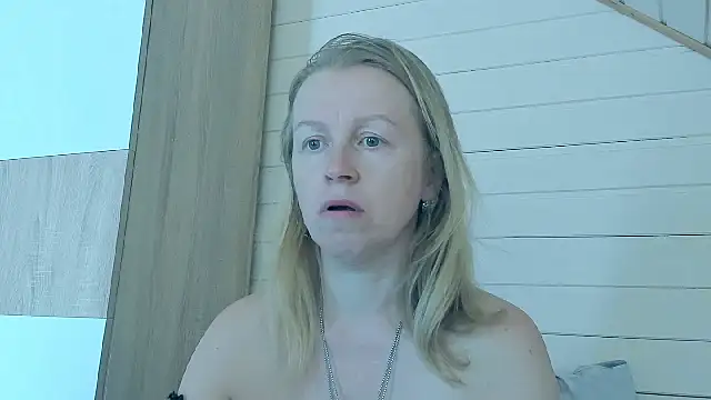 Snapshot of I_AM_MILF chatting on 07-29-26, 06:44 I AM MILF online show from 07-29-26, 06:44