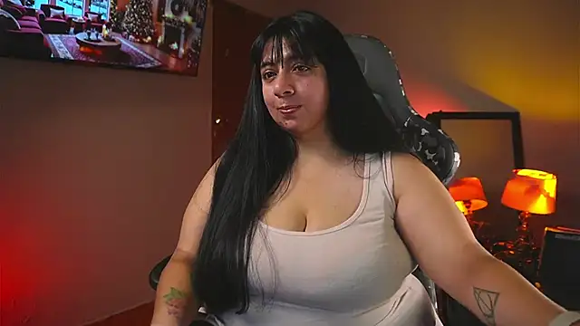 coraline latin online show from 11-08-25, 03:34