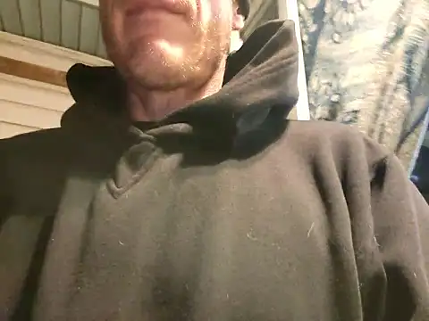 Snapshot of 415cali925 chatting on 02-27-26, 08:25 415cali925 online show from 02-27-26, 08:25