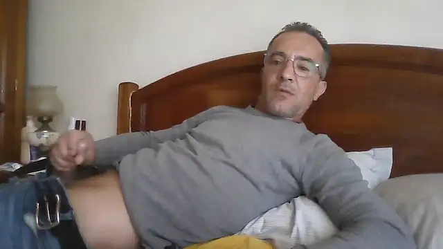 Snapshot of CarlosRocha73 chatting on 05-16-26, 10:36 CarlosRocha73 online show from 05-16-26, 10:36