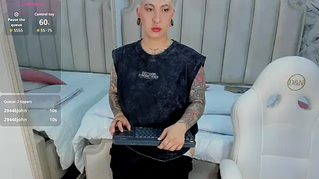 Snapshot of amy_ink chatting on 09-25-25, 11:25 amy ink online show from 09-25-25, 11:25